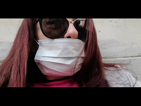 ❤️ Nicoletta es venja del seu veí i fa pipí al seu garatge (Quarentena italiana especial Covid19) ❌ Porno al ca.hdporn24.ru